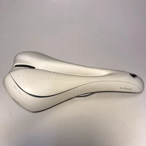 Sportourer X-Race Gel Flow Alloy Bike Saddle Seat White. - Picture 1 of 10