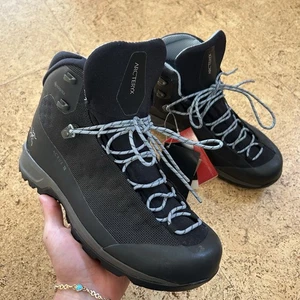NUEVAS Botas de Senderismo Arcteryx Acrux TR GTX Goretex Vibram Talla 8.5 - Imagen 1 de 6
