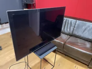 Panasonic TX-P42VT30E - Bild 1 von 6