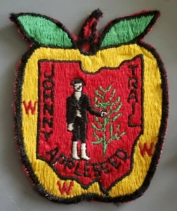 VINTAGE JOHNNY APPLESEED TRAIL RED STEM SCOUT CLOTH PATCH 3'' X 3'' - Picture 1 of 3