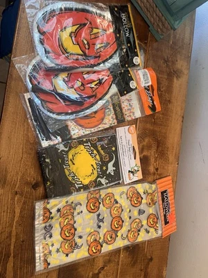 Vintage 90s Halloween Trick Or Treat Bags Ghosts Pumpkins Lot Of 5 Wilton - Image 1 of 4