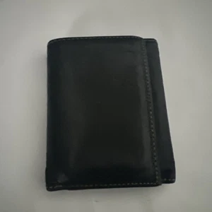 Trifold Black Vintage Wallet - Picture 1 of 3