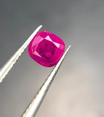0.80 Cts Natural Untreat ruby Pink Color Cushion Shape gemstone From Afghanistan - Image 1 of 4