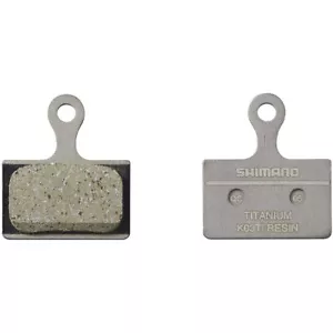 Pastillas de freno de disco de resina Shimano K05Ti-RX con parte posterior de titanio - Imagen 1 de 1