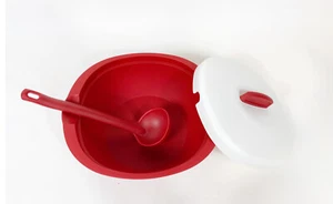 Tupperware Legacy Suppenheber Schüssel mit Schöpfkelle 7 1/2 Tassen rot - NEU - Bild 1 von 3