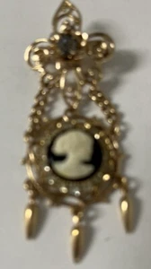 Broche camafeo colgante tono dorado vintage pedrería atrapasueños - Imagen 1 de 4