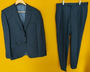M&S LUXURY BLUE ' REGULAR FIT ' SUIT - Chest 40" S / Trousers 34" 