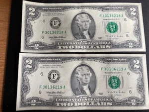 2 Consecutive 1995 $2 Two Dollar FRN Federal Reserve Notes Choice UNC CRISP - Picture 1 of 2