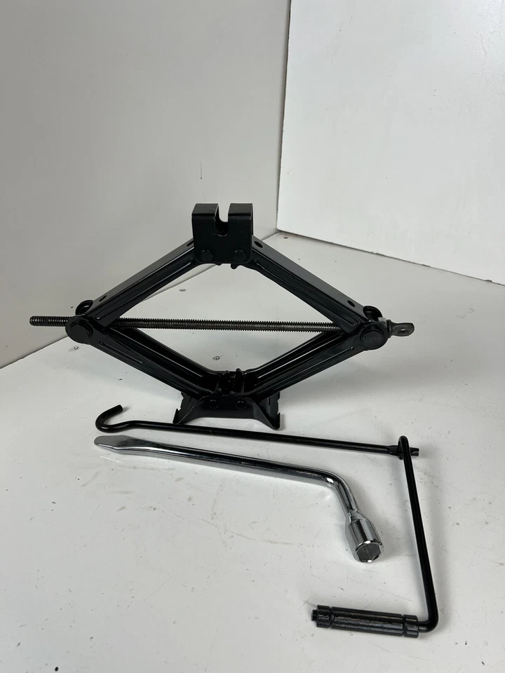 MONTAJE JACK CON MANGO JACK Y LLAVE DE TUERCAS SE ADAPTA A: HONDA CIVIC 2017-2025 Foto 1 de 1