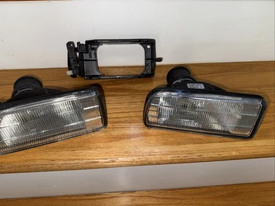 2-BMW E36 325I M3 318I TI 323I 325I ПРОТИВОТУМАННЫЕ ФАРЫ В СБОРЕ 1-кронштейн /63178357397 - Изображение 1 из 4