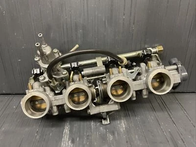 Honda CBR600F4i 2003, carrocerías del acelerador, inyectores de combustible bonito #2 Foto 1 de 4