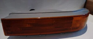 FORD F-150 92-96 FORD BRONCO TURN SIGNAL LIGHT - Picture 1 of 2