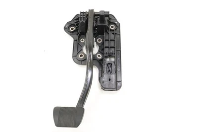 2017 - 2025 CHRYSLER PACIFICA FOOT STOP BRAKE PEDAL W/ SENSOR OEM - Image 1 of 4