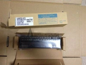 1 PIEZA Nuevo En Caja MITSUBISHI PLC AJ65SBTB1-32DT2 - Imagen 1 de 4