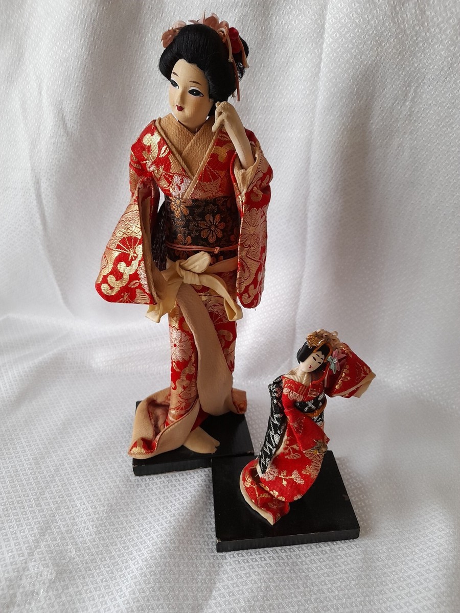 Bambola Geisha Giapponese In Tessuto - Decorazione Tradizionale Per Casa O Ufficio, 31x13x13 Cm