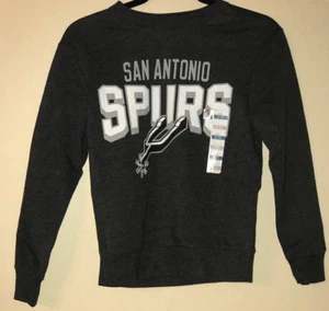 San Antonio Spurs NBA Crew Sweatshirt Boys m/m 8 NEW - Picture 1 of 1