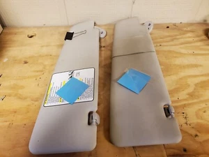 2015 - 2020 Ram Promaster Sun Visors Gray Pair - Imagen 1 de 2