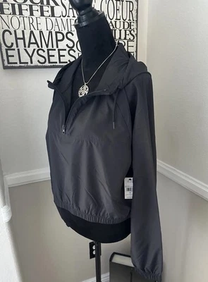 NWT Billabong Cropped Lightweight Windbreaker 1/2 Zip Jacket Coat Black M $89 - Image 1 of 4