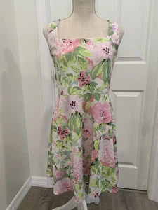 Laura Ashley Floral Sports Golf Tennis Dress Size Medium UPF 50 Built In Bra - Picture 1 of 4