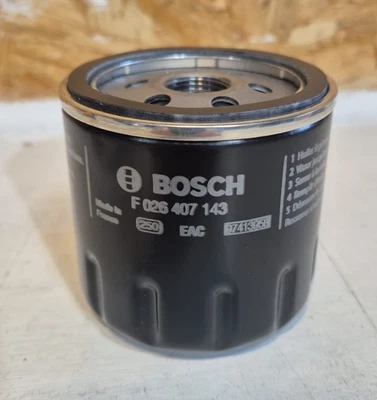 Genuine Bosch Car Oil Filter P7143 fits VW Up BlueMotion - 1.0 - 11-20 F02640714 - Image 1 of 4