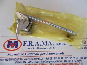 MANIGLIA PORTA ESTERNA DX ALFA 1750-2000 (105)  - 105715508601 -NUOVO ORIGINALE - Picture 1 of 6
