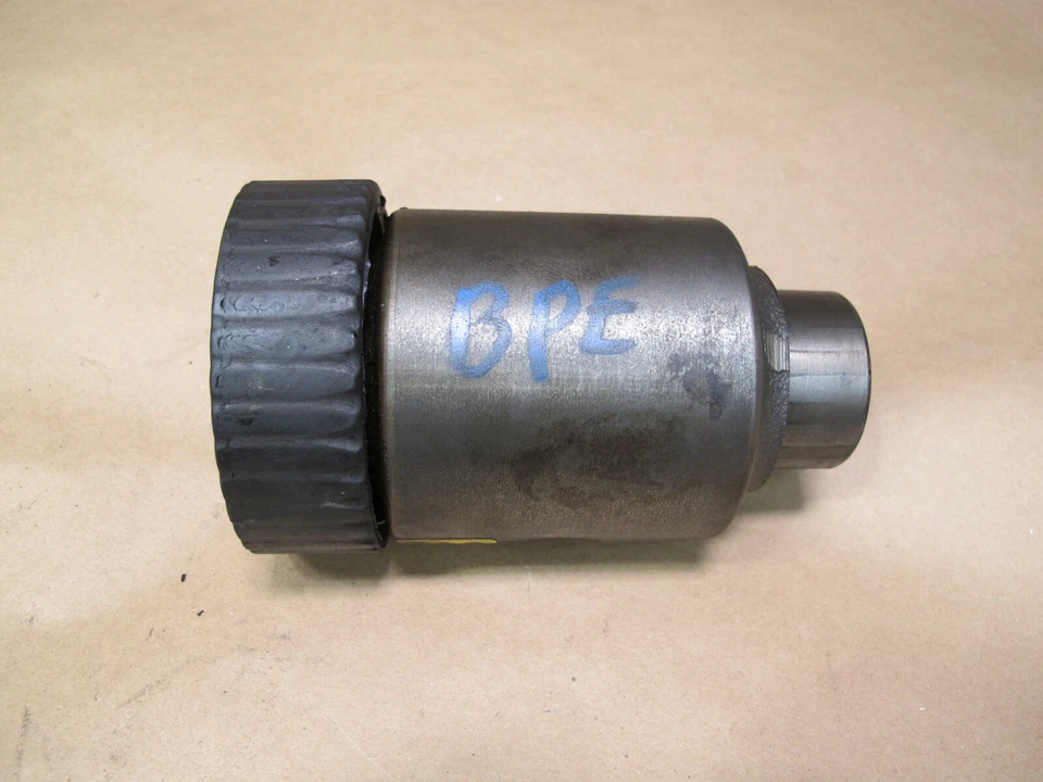 1985-1986 PPORSCHE 928 S КРУТЯЩИЙ МОМЕНТ ТРУБКА ВИБРОГАСИТЕЛЬ 92842160100 - Изображение 1 из 4