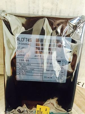 *New* Conner (CP30084E) 85MB, 3.5" IDE Internal Hard Drive - Image 1 of 3