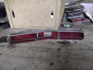 1971-1972 PONTIAC GRAND PRIX TAIL LIGHT ASSEMBLY PASSENGER SIDE RS OEM 1971-1972 - Picture 1 of 24