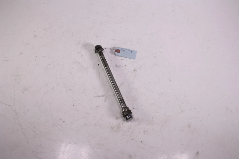 86 Yamaha FJ1200 Front Wheel Axle - Image 1 of 4