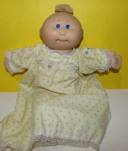 Vintage 1985 Cabbage Patch Kids Baby Doll Blue Eyes And Yellow Hair CPK Dress - Picture 1 of 5