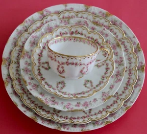 Haviland Limoges 5-Piece Mixed PLACE SETTING Schleiger 319 Pink ROSES Dble Gold - Picture 1 of 12