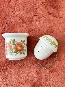 Vintage KAISER Porcelain Tea Ball Infuser Strainer W Chain And Holder W Germany