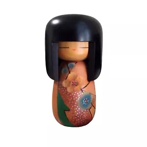 Vintage Kokeshi Japanese Doll Wooden Doll 5.25" - Picture 1 of 10