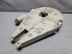 Star Wars Millennium Falcon Micro Machines Action Fleet - W/ Han And Chewie - Picture 1 of 15