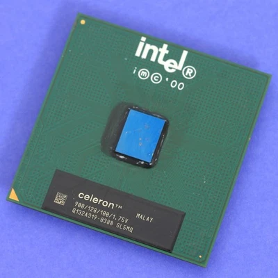 Vintage Intel Celeron 900Mhz Coppermine Socket 370 66Mhz FSB S370 CPU SL5MQ - Image 1 of 3