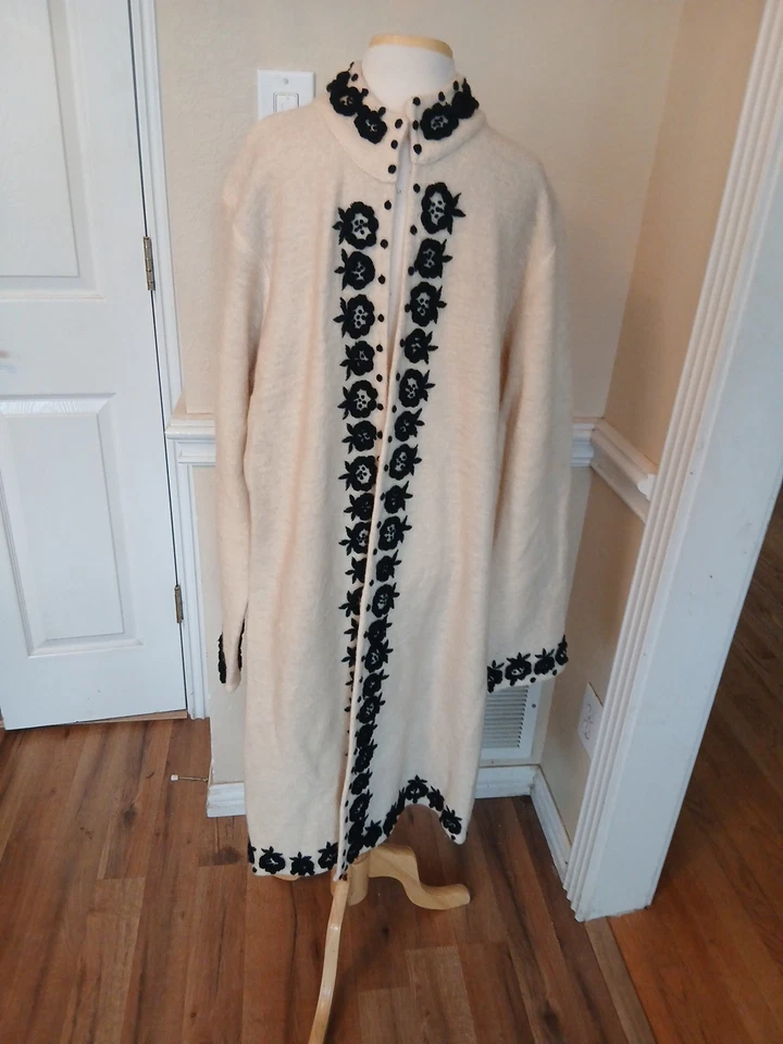 Kenar Lana Hervida Ojales Gancho Punto Chaqueta Mujer’s Talla Grande Foto 1 de 4