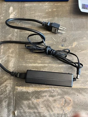 12V 4A AC Adapter For H.264 Network Digital Video Recorder CCTV DVR Power Supply - Image 1 of 3