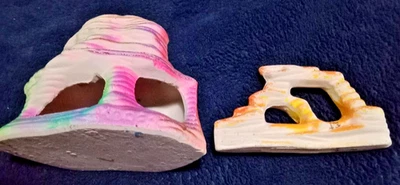 Pequeños adornos cerámicos para acuario 5x2/6x4 rosa neón y naranja. Caja fuerte limpia usada Foto 1 de 4