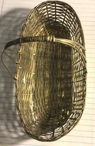 Kleiner silberner länglicher Drahtkorb mit Griff  - Bild 1 von 7