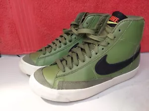 Nike Blazer Mid 77 Sneaker Asparagus Green Crimson US 4Y/Women’s 5.5 DH1017-300 - Picture 1 of 9