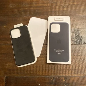 Apple iPhone 15 Pro Max Silicone Case with MagSafe Gray (brand new open box đ„ - Photo 1 sur 4