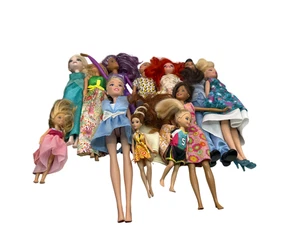 Pacchetto Barbie e Amici Principesse X 12 Disney Mattel Hasbro da H5" a H12" - Foto 1 di 24