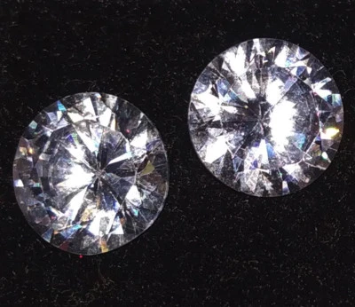 Cambodian White Zircon Round Pair Loose Gemstone 9.55 Ct With Free Gift - Image 1 of 4
