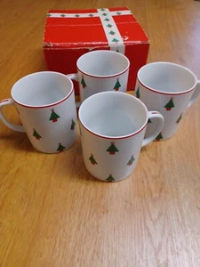 JUEGO DE 4 tazas de café vintage de 10 oz árboles de Navidad en caja porcelana cerámica japón - Imagen 1 de 6