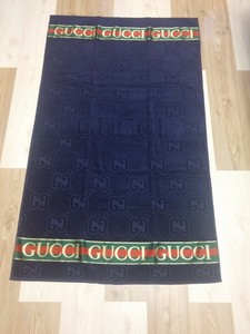 gucci bathroom accessories