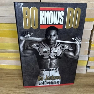 BO JACKSON AUTOGRAPHED "BO KNOWS BO" 1990 LEGENDARY ATHLETE RARE SIGNED MEMOIR - Picture 1 of 13