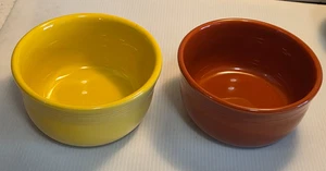 Lot of 2 Fiesta Ware Soup Bowls HLC USA Yellow and Red 6" Impressed Back Stamp - Bild 1 von 3