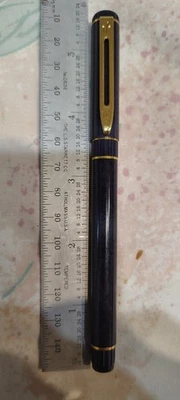 Pluma Estilográfica Waterman Plástico Azul Chapada en Oro Plumín Medio Foto 1 de 4