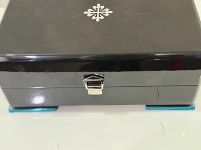 PATEK PHILIPPE ПОДЛИННАЯ КОРОБКА ЛАКИРОВАННОЕ ДЕРЕВО - Изображение 1 из 4