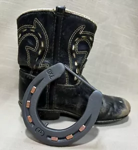 Cowboy Western Rodeo Belt Buckle for 2" belts Gray Horseshoe With Copper Nails - Picture 1 of 7